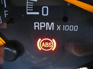 3_Reasons_an_ABS_Light_Turns_On